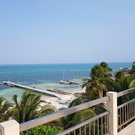 Caye Caulker Beach Hotel Exterior photo